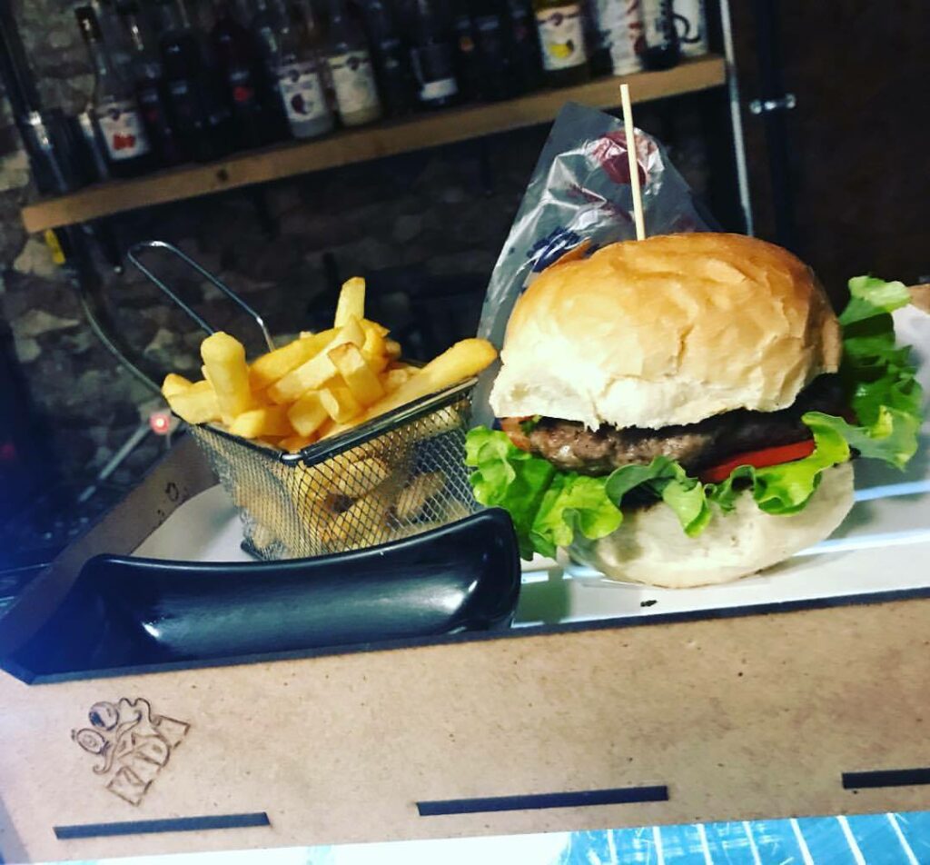 Kada Cafe Burgerler Fiyatları